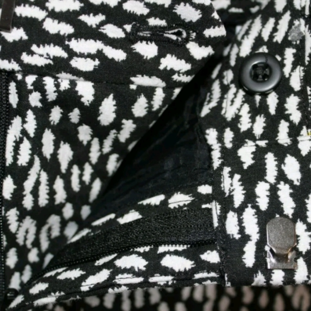 Banana Republic Jacquard Leopard Pants 4P - Picture 5 of 8
